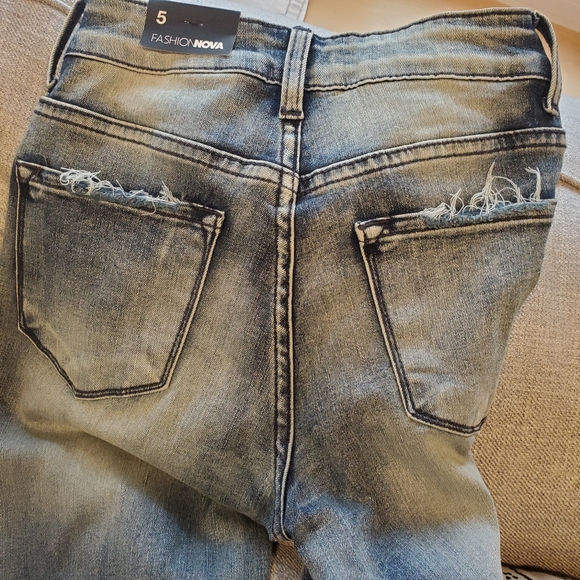 Fashion Nova Jeans - Picture 2 of 2
